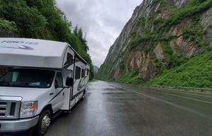 2022 31' Forest River/Unlimited Miles - Pristine!