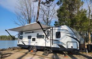 " Kelly” Keystone Camper