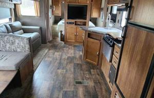 Full furnished 32’ Springdale , pet Friendly