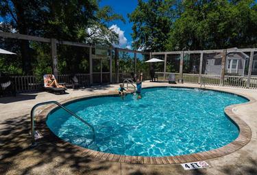 Live Oak Landing RV Park