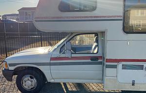 1991 Toyota Winnebago Toye - Newly Updated!!