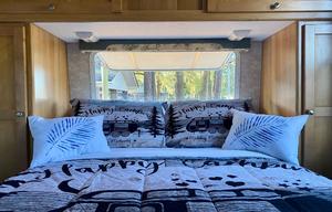 All-Inclusive Travel Trailer Getaway By The Marsh!