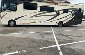 2019 Thor Motor Coach Hurricane 35M