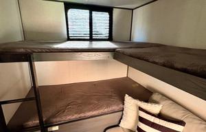 Camper For Rent – Sleeps 7 Comfortably!