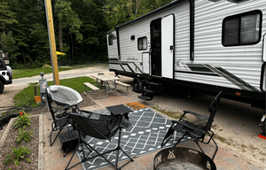 Glamping & Grace - Your HGTV Inspired "Roamstead"