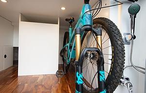"Kineo" All Season, Off-Grid Adventure Van
