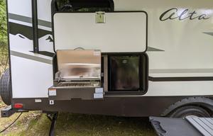 EAST TO WEST Alta 2100MBH **DELIVERY ONLY**