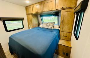 2025 Coachmen RV Freedom Express Select 247SE RV rental photo 9