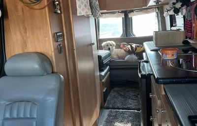 Awesome driving van, super comfy, best sleep ever!