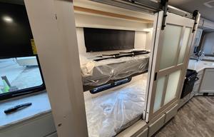 Luxury RV Adventure: Rent the Eclipse 34J Class A!