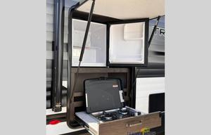 2023 Grand Design Transcend Xplor 243BH RV rental photo 10