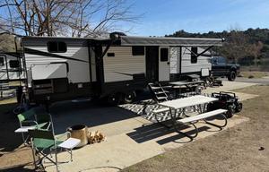 2021 Keystone RV Hideout 30BHKSWE