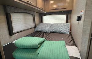 CLASS-C Thor Motor Coach Four Wind *Sleeps 4-6*