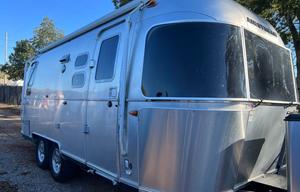2017 Airstream RV Flying Cloud HAL611