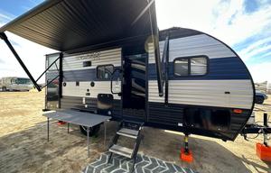 2022 Wolf Pup Trailer. Sleeps 6!