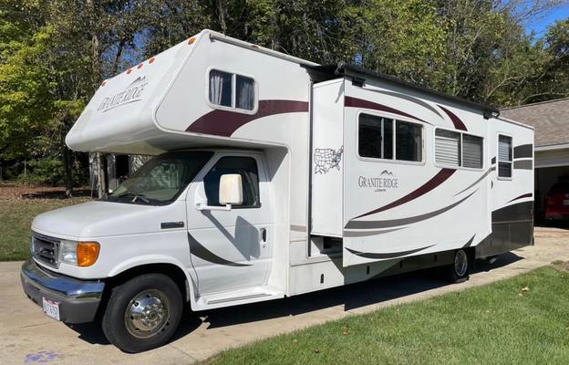 Jake & Amy’s family fun RV