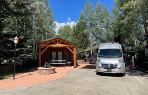 TINY HOUSE ON WHEELS - Deluxe Winnebago Travato