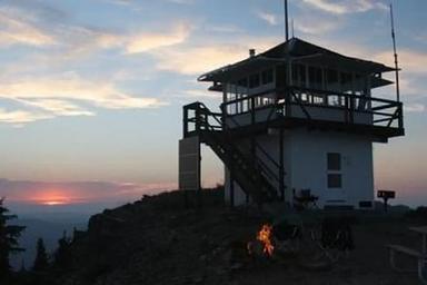 LITTLE GUARD LOOKOUT