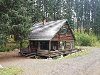 ADAMS RANGER STATION
