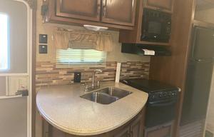 2014 CrossRoads RV Zinger ZT32QB