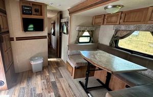 2016 Forest River RV Rockwood Mini Lite 1809S RV rental photo 6