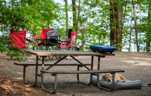 Fully Stocked Camper great for Families or Couples