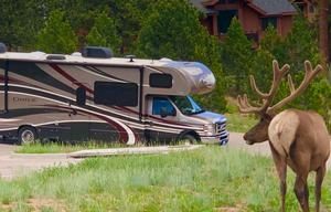 On The Go Chateau *2019 Bunkhouse*