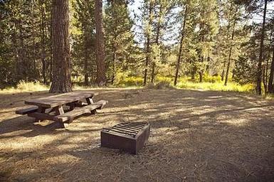 CRESCENT CREEK CAMPGROUND