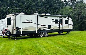 37' Keystone Sprinter Big and Perfect for familys!