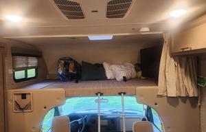 2022 Coleman Thor RV rental photo 14