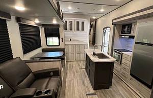 5th wheel bunkhouse