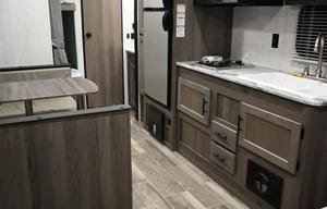 Hit the road with our RV rental! 2022 Gulf Stream