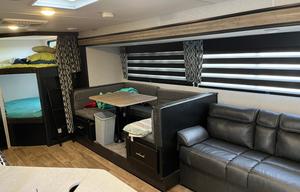 2022 Cherokee Grey Wolf 23DBH RV rental photo 3