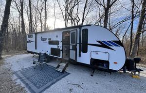 The Tower Grove - Family Bunkhouse Adventure