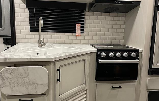 2022 Jayco Jay Feather 27BHB