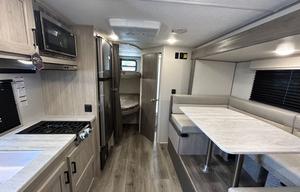 2024 Coachmen Catalina 184BHSX