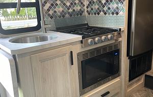 2021 Forest River RV Sunseeker 2250LE Ford