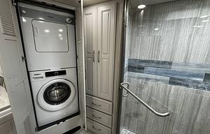 Presidential Luxury Coach