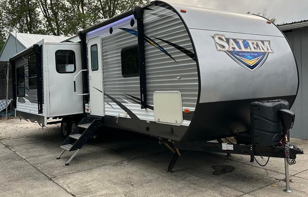 2018 Forest River - Salem 27REI