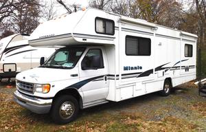 2002 Winnebago Minnie