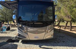 Luxury Winnebago Tour 40CD Experience