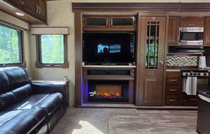 2018 Prime Time RV Crusader 340RST