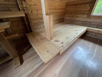 LOWER PARADISE LAKE CABIN1