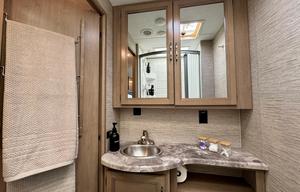 2022 Thor Motor Coach Four Winds 30D [DREAM WAYS]