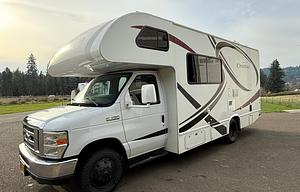 2014 Thor Chateau 22E Motor Coach All Season Ready