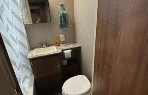 Family Friendly camper with Kids Bunkhouse