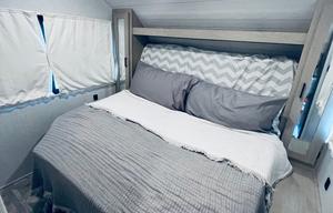 2024 Salem Cruise Lite 273QBXL RV rental photo 18