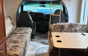 2002 Catalina 22FB RV rental photo 10