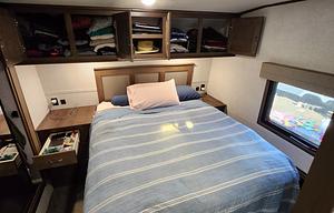 Bunkhouse!Sleeps 10, Spacious, Pet Friendly,Island