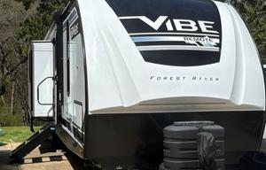 2024 Vibe 34BH - Family Bunkhouse Travel Trailer